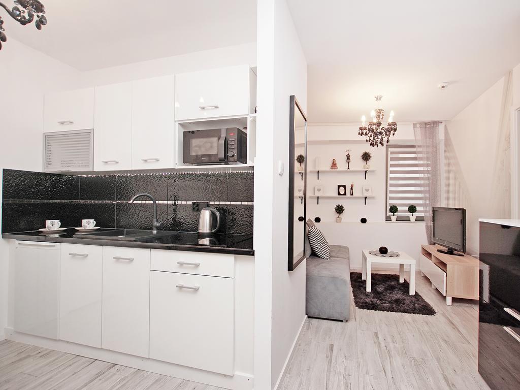 Apartament Kameralny15 กดัญสก์ ภายนอก รูปภาพ